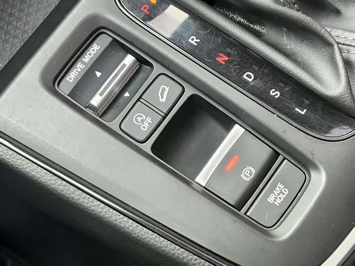 Фото 6 - Honda CR-V