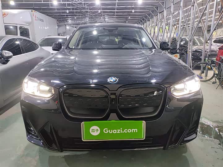 Фото 3 - BMW iX3