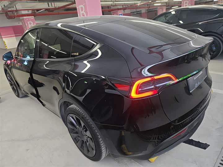 Фото 5 - Tesla Model Y