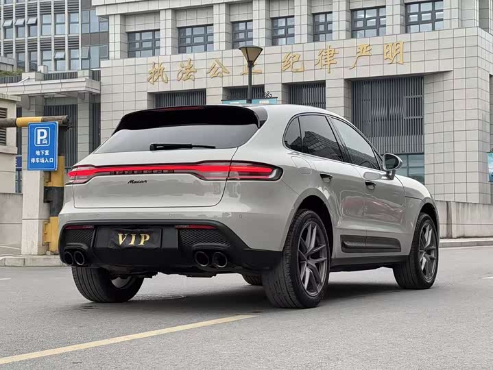 Фото 8 - Porsche Macan