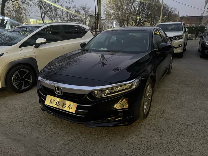 Фото 1 - Honda Accord