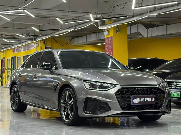 Фото 1 - Audi A4L