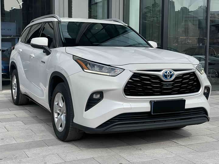 Фото 3 - Toyota Highlander