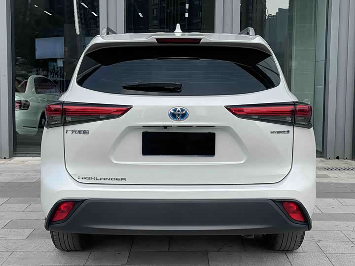 Фото 4 - Toyota Highlander