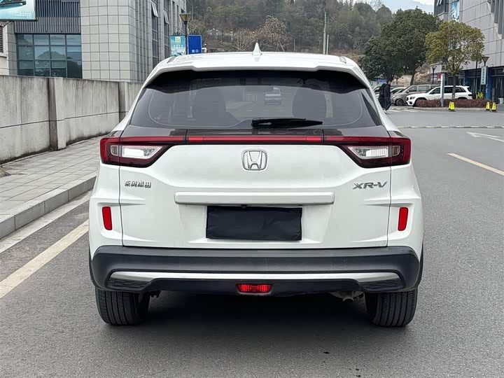 Фото 8 - Honda XR-V