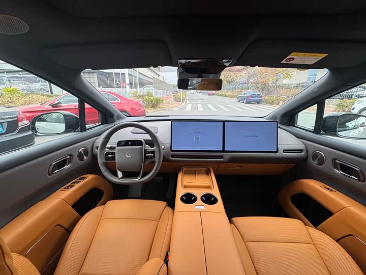 Фото 5 - LiXiang i8