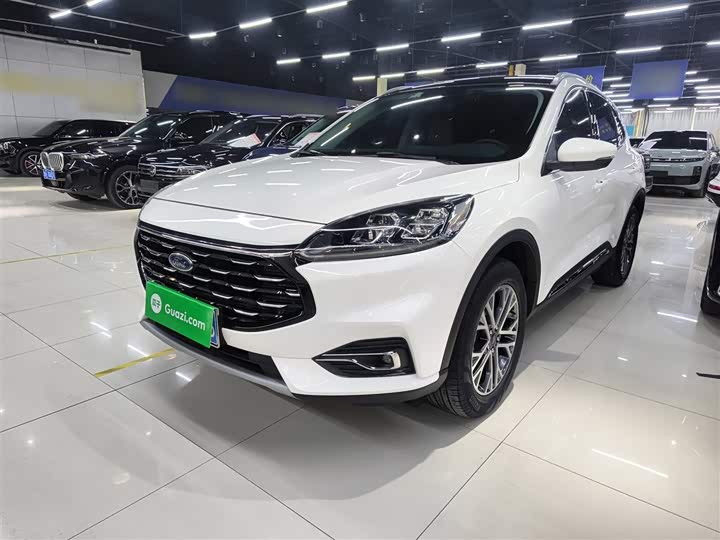 Фото 1 - Ford Escape