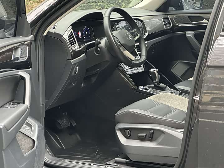 Фото 8 - Volkswagen Tayron GTE Hybrid