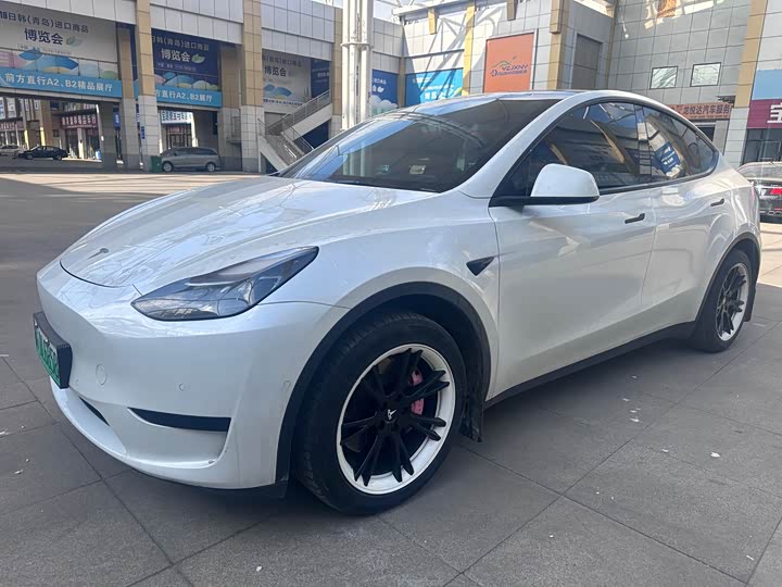 Фото 5 - Tesla Model Y