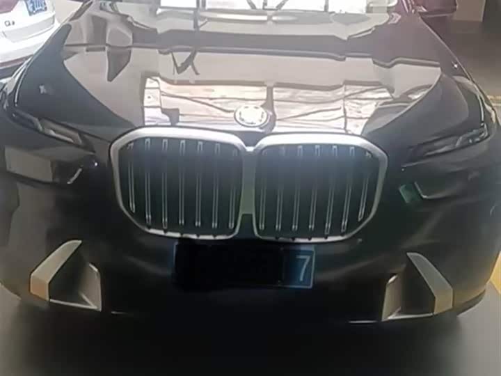Фото 5 - BMW X7
