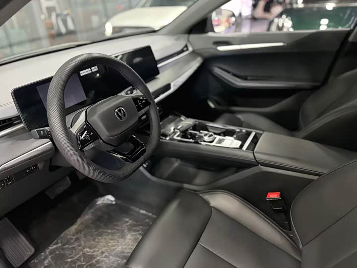 Фото 7 - Changan Raeton Plus