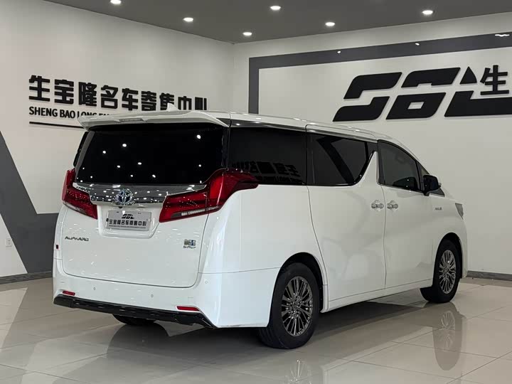 Фото 6 - Toyota Alphard