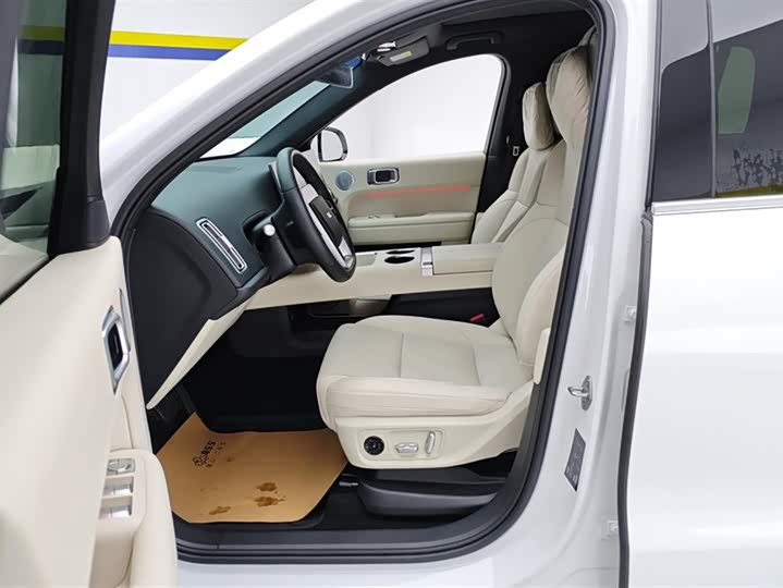 Фото 9 - LiXiang L6