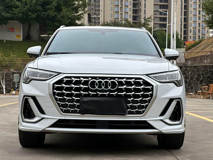 Фото 3 - Audi Q3