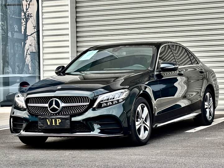 Фото 1 - Mercedes-Benz C-Class