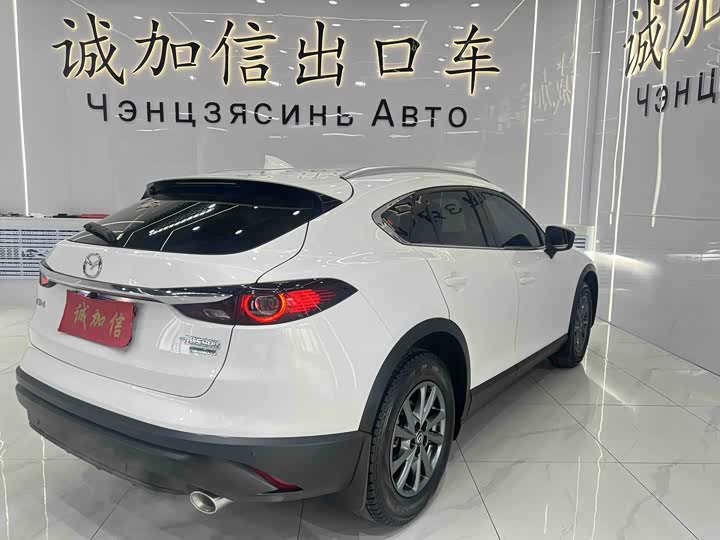 Фото 4 - Mazda CX-4