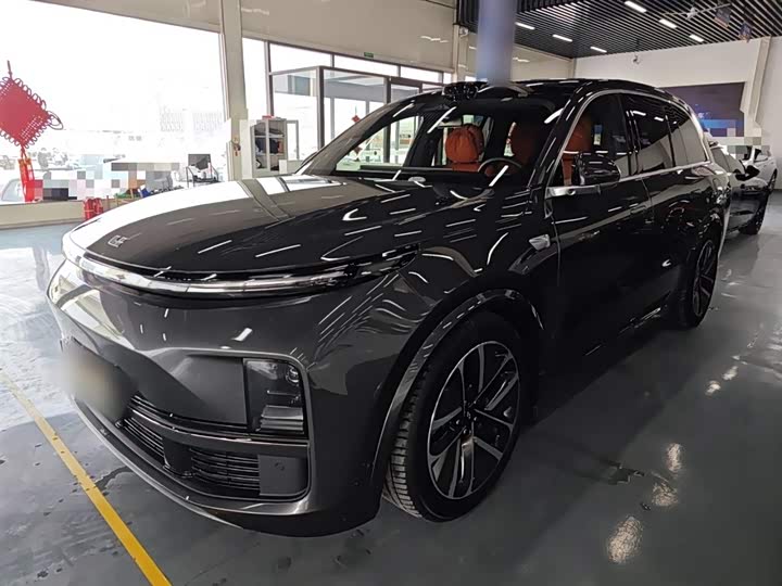 Фото 1 - LiXiang L8