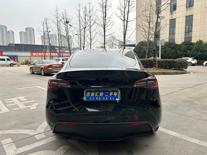 Фото 5 - Tesla Model Y