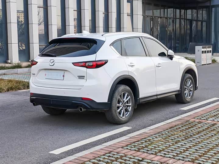 Фото 8 - Mazda CX-5