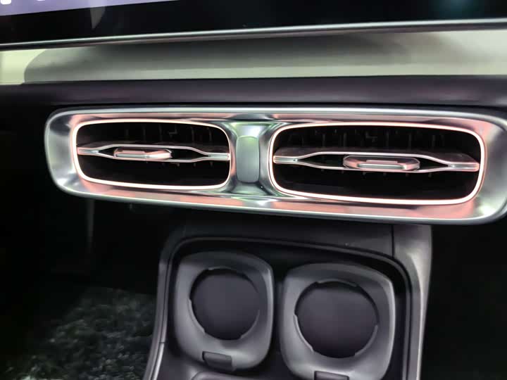 Фото 3 - Leapmotor B10