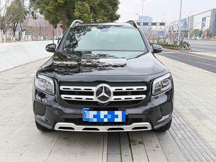 Фото 1 - Mercedes-Benz GLB-Class