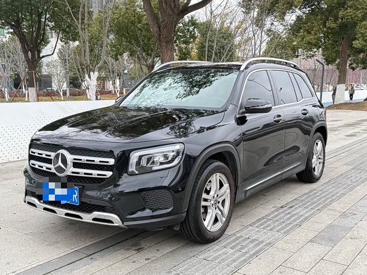 Фото 2 - Mercedes-Benz GLB-Class