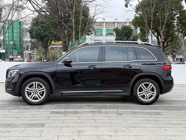 Фото 3 - Mercedes-Benz GLB-Class