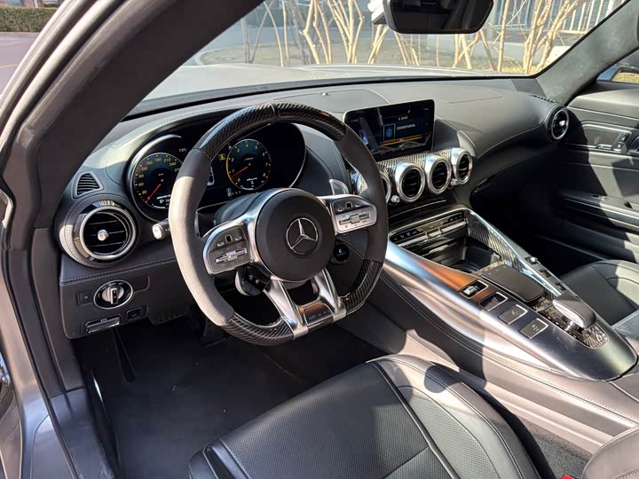 Фото 2 - Mercedes-Benz AMG GT