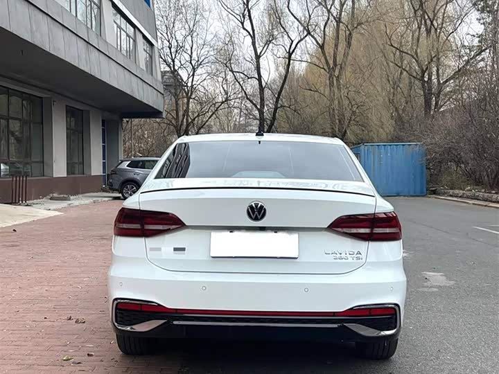 Фото 4 - Volkswagen Lavida