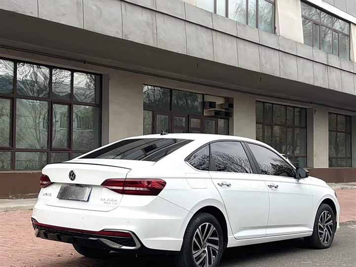 Фото 6 - Volkswagen Lavida