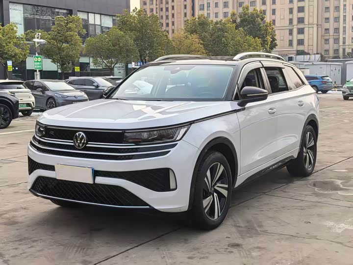 Фото 1 - Volkswagen Tavendor