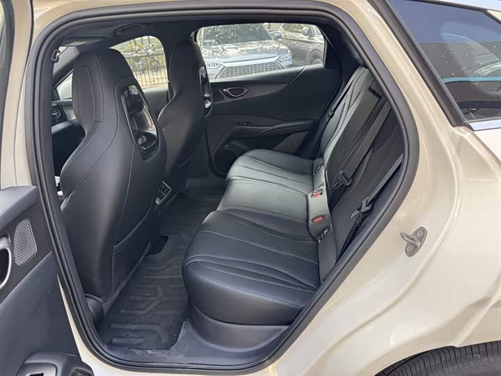 Фото 2 - BYD Seal 06 Hybrid/EV