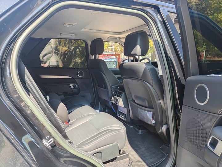 Фото 6 - Land Rover Discovery