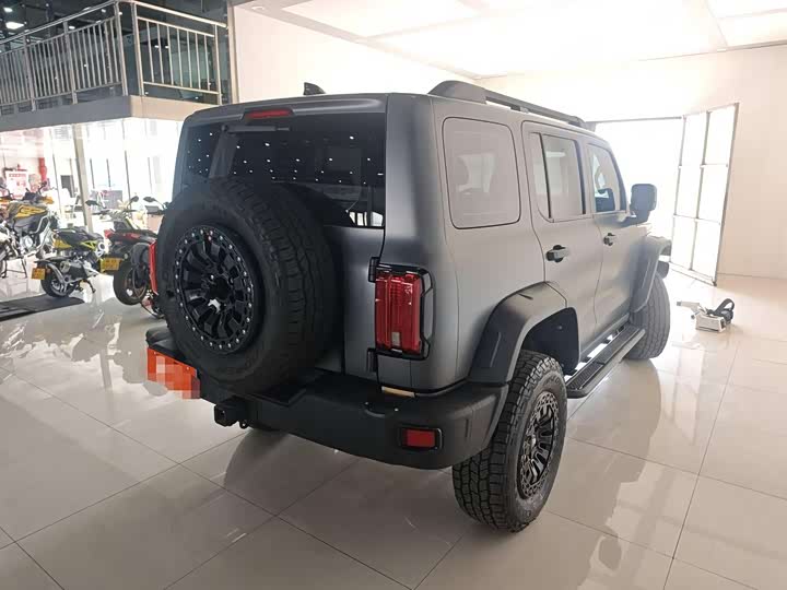 Фото 5 - Tank 300