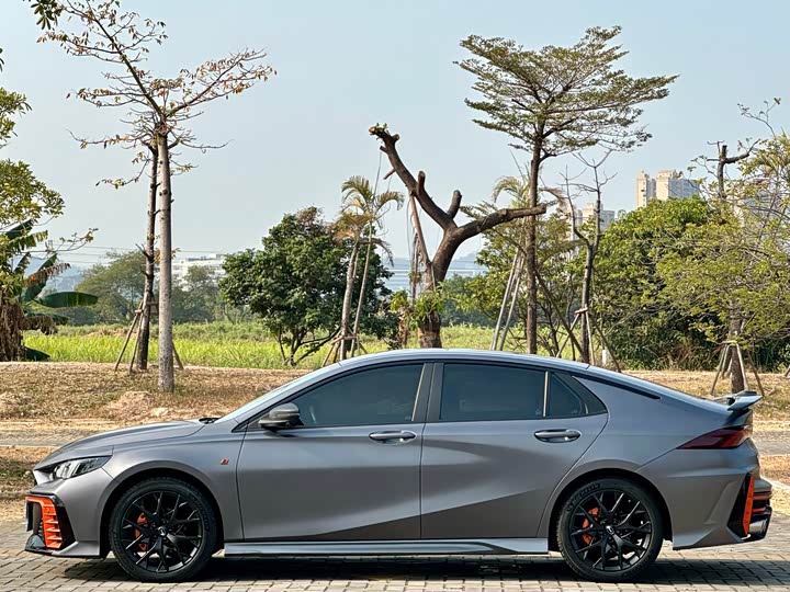 Фото 4 - GAC Trumpchi Empow R