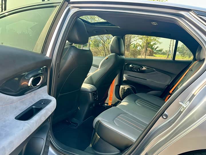 Фото 9 - GAC Trumpchi Empow R