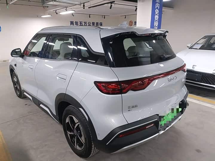 Фото 5 - BYD Yuan Up