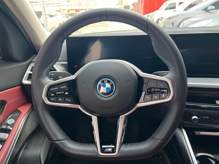 Фото 9 - BMW i3