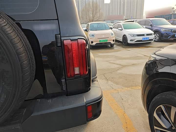 Фото 8 - Tank 300