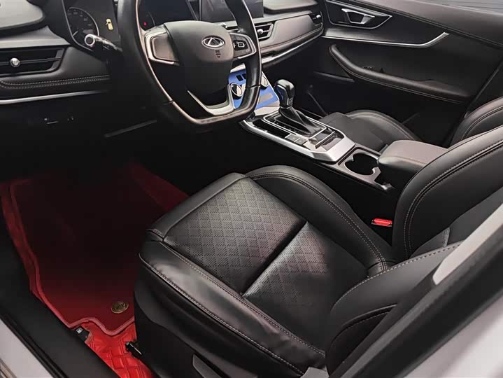 Фото 9 - Chery Tiggo 8