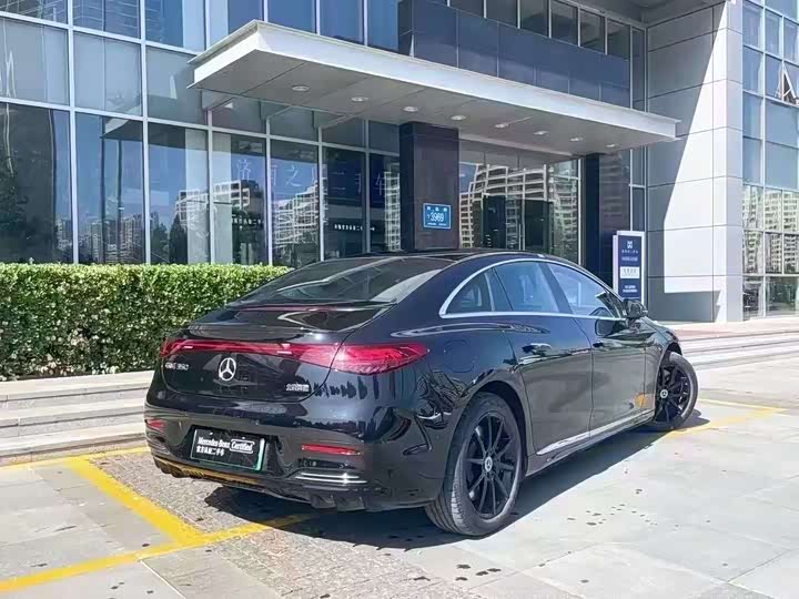 Фото 2 - Mercedes-Benz EQE