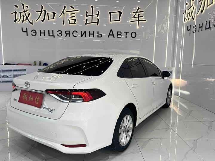 Фото 6 - Toyota Corolla