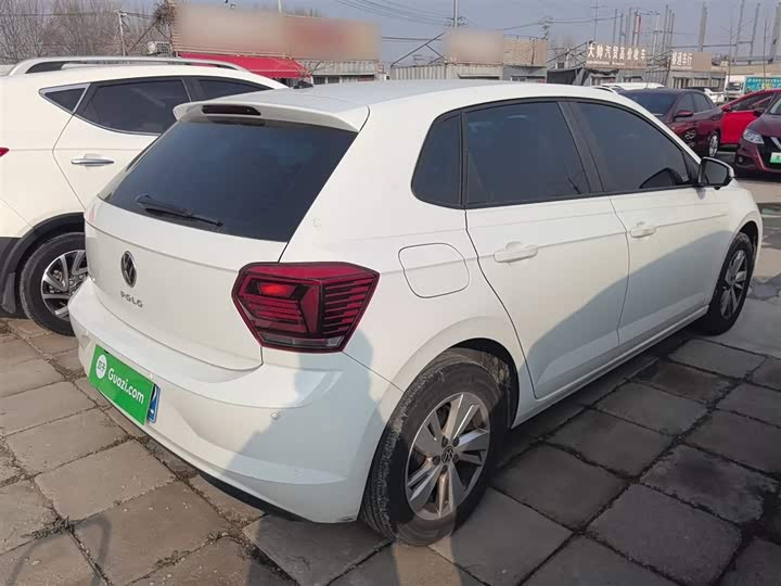 Фото 7 - Volkswagen Polo