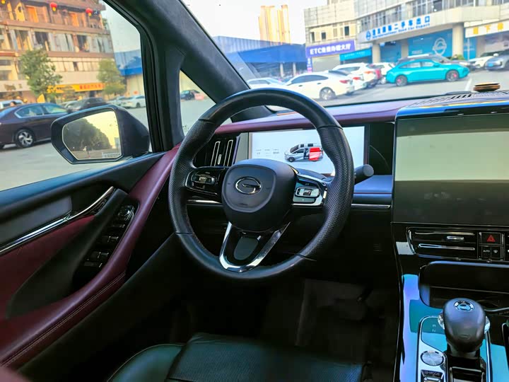 Фото 7 - GAC Trumpchi M8