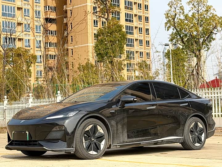 Фото 1 - Changan Deepal SL03