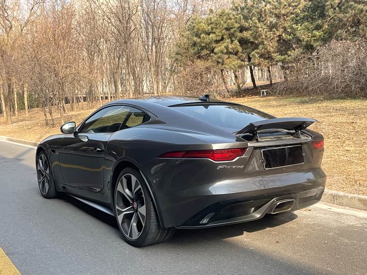 Фото 7 - Jaguar F-Type