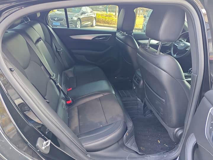 Фото 8 - Cadillac CT5