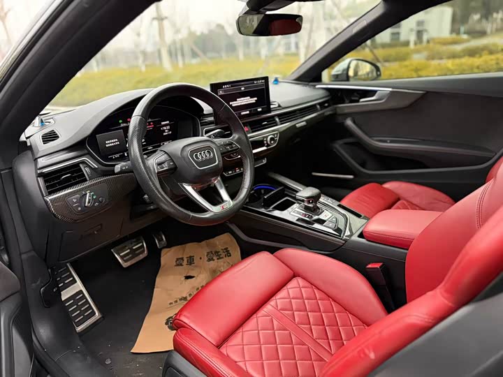 Фото 4 - Audi S5