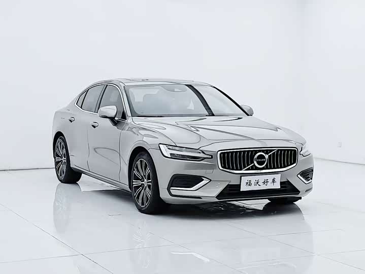 Фото 3 - Volvo S60