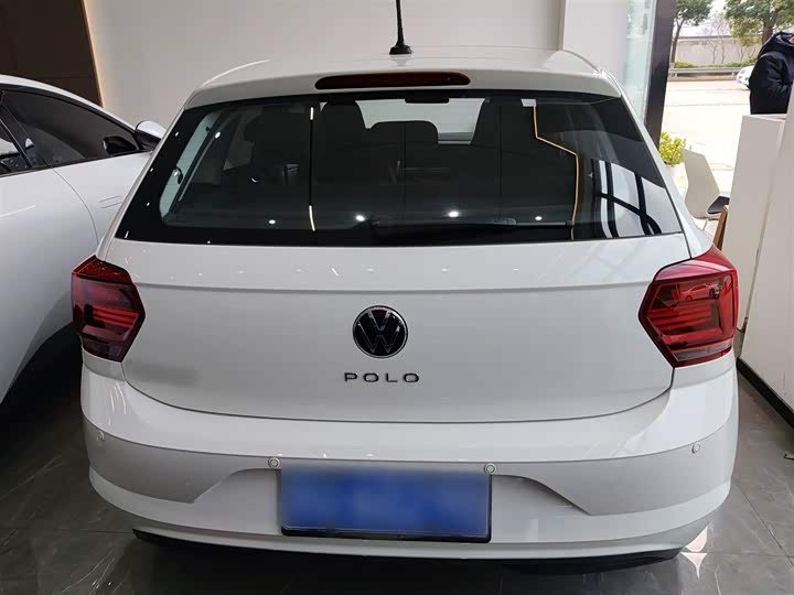 Фото 6 - Volkswagen Polo